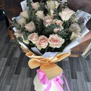 2doz ecuador roses php6,000