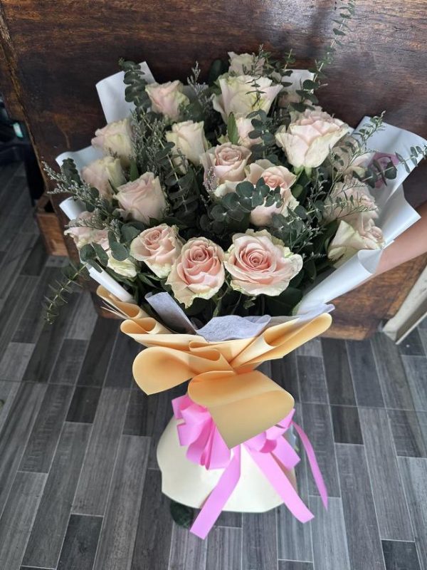 2doz ecuador roses php6,000