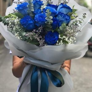 blue ecuadorian roses