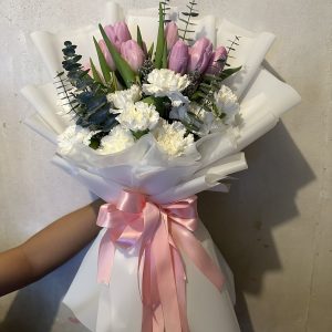 carnation & tulip php3,500