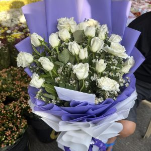 local white roses 1,500