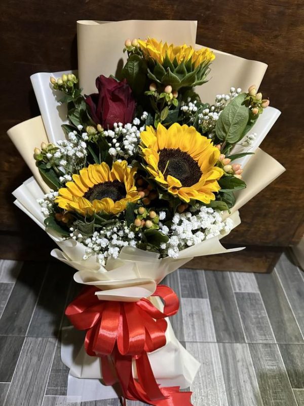 sunflower and ecuador php1,800