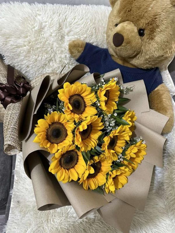 sunflower with bear cuddle php4,500