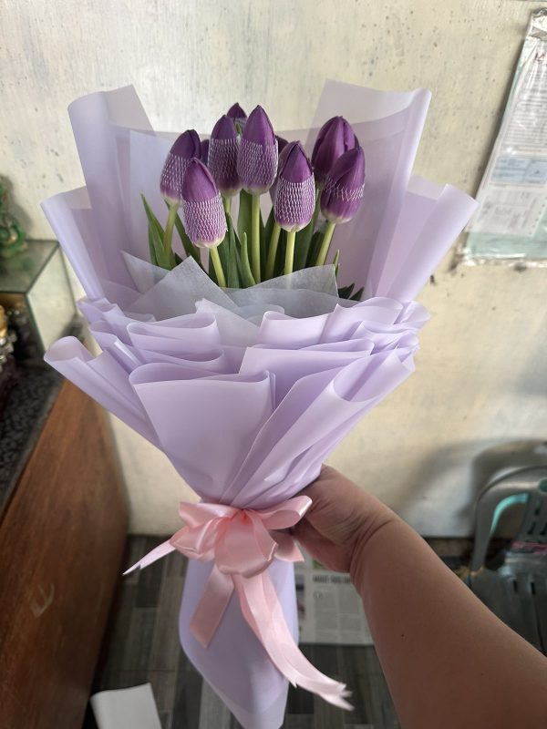 tulips 10pcs php2500