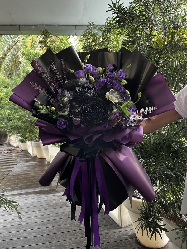 Black bouquet