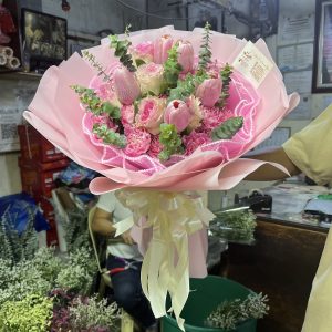 China Roses, Tulips and Encarnation