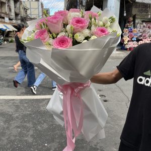 Lisianthus and Roses