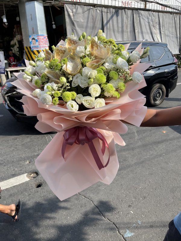 Lisianthus money bouquet